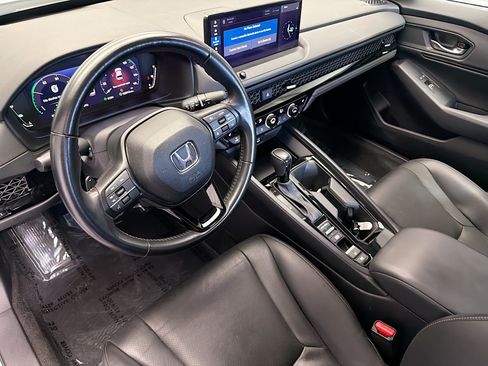 Used 2024 Honda Accord EX-L image 7