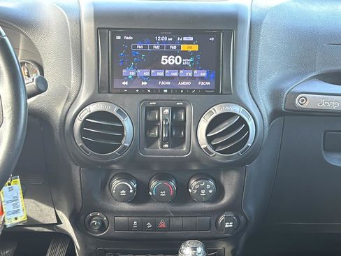 Used 2015 Jeep Wrangler Unlimited Sport w/ Quick Order Package 24S image 23