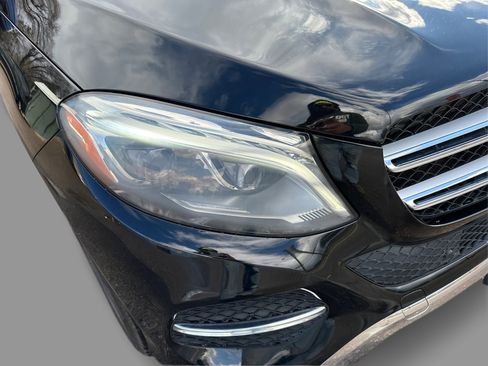 Used 2019 Mercedes-Benz GLE 400 4MATIC w/ Premium 2 Package image 40