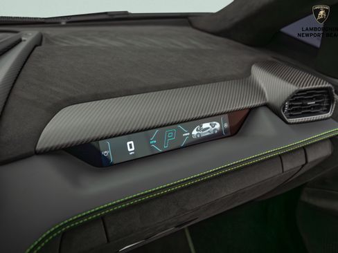 Used 2024 Lamborghini Revuelto AWD/4WD image 44