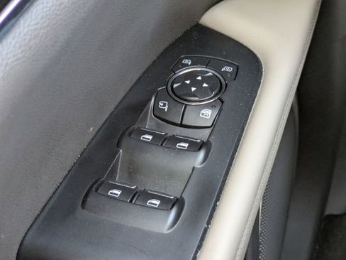 Certified 2022 Lincoln Nautilus Reserve image 25