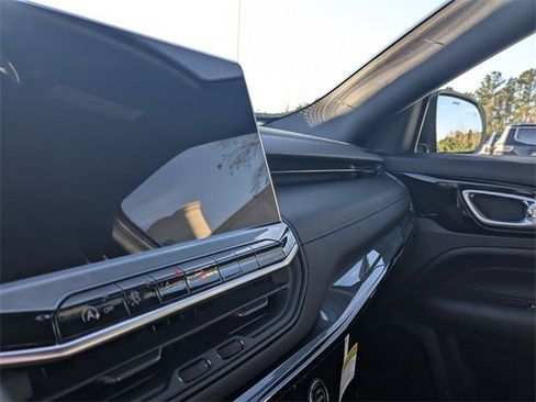 New 2026 Jeep Compass Latitude image 23