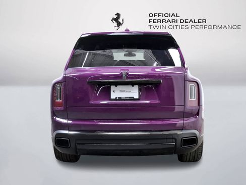 Used 2022 Rolls-Royce Cullinan Black Badge w/ Dark Exterior Package image 4