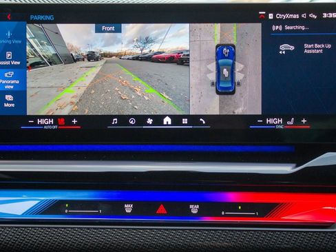 Used 2025 BMW M5 w/ Carbon Package image 18