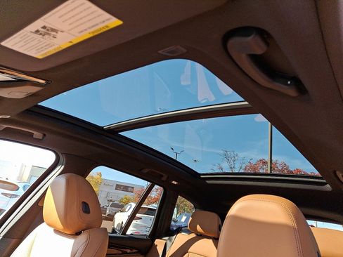 Used 2022 BMW X3 xDrive30i w/ Convenience Package image 14