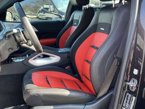 Used 2024 Mercedes-Benz GLE 53 AMG 4MATIC Coupe image 11