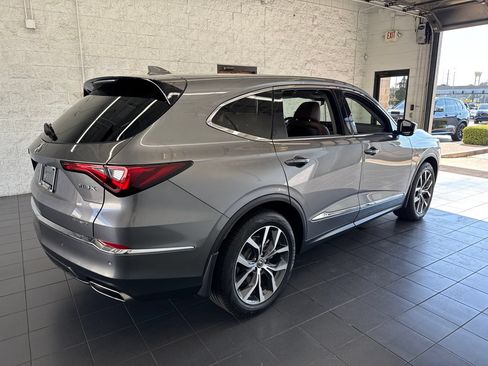 Used 2023 Acura MDX w/ Technology Package AWD/4WD image 8