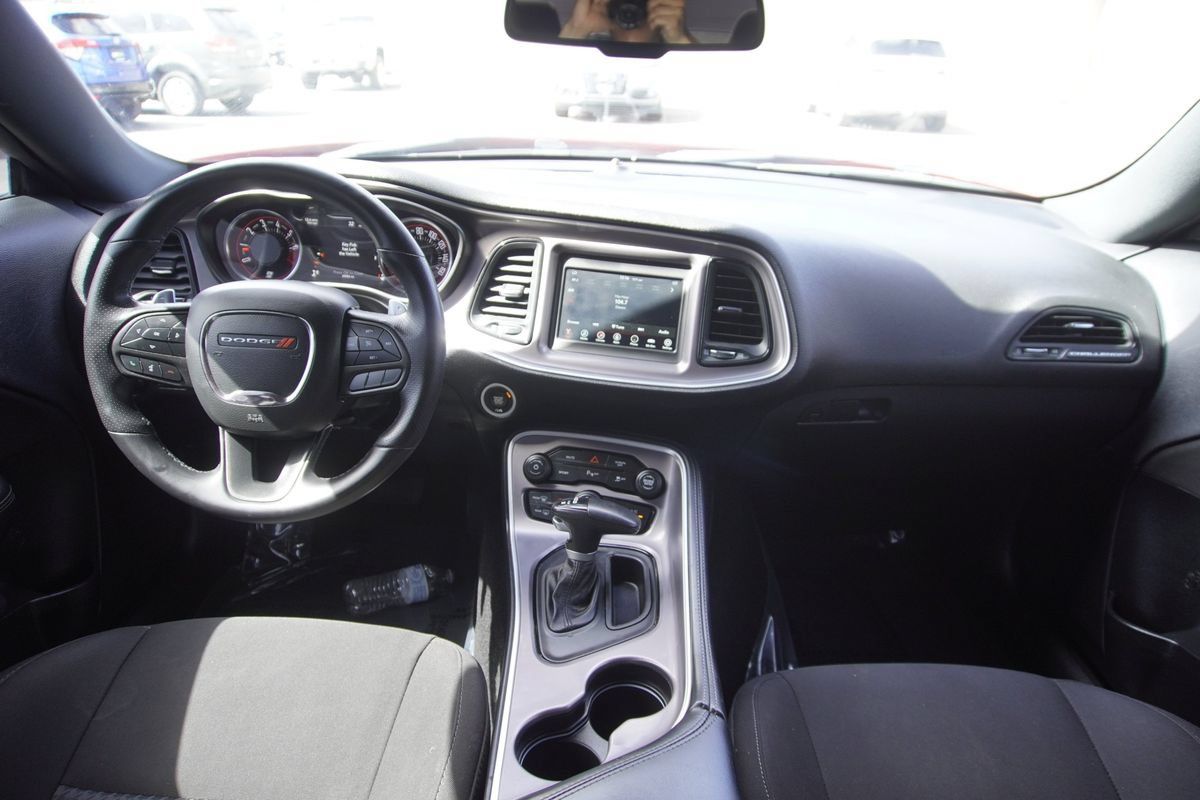 Used 2022 Dodge Challenger GT AWD/4WD image 11