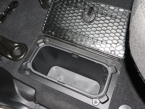 Used 2024 RAM 2500 Big Horn image 9