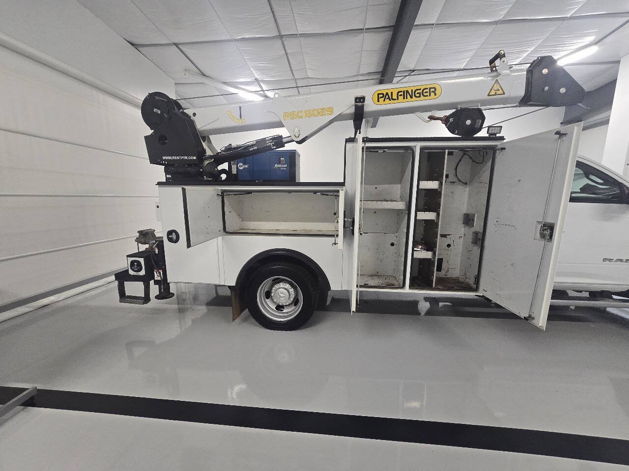 Used 2022 RAM 5500 Tradesman AWD/4WD image 12