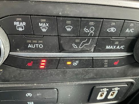 Used 2022 Ford EcoSport SES w/ Interior Protection Package image 5