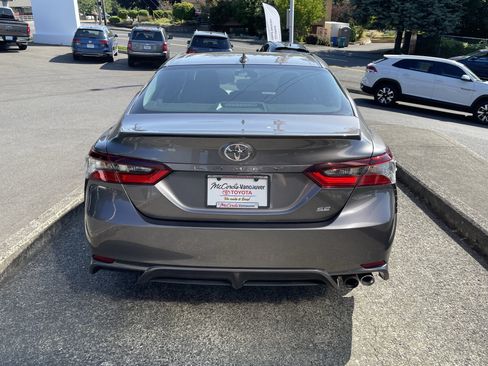 Certified 2023 Toyota Camry SE FWD image 5