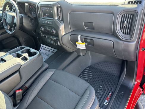 New 2025 Chevrolet Silverado 1500 Custom Trail Boss w/ LPO, Dark Essentials Package image 29