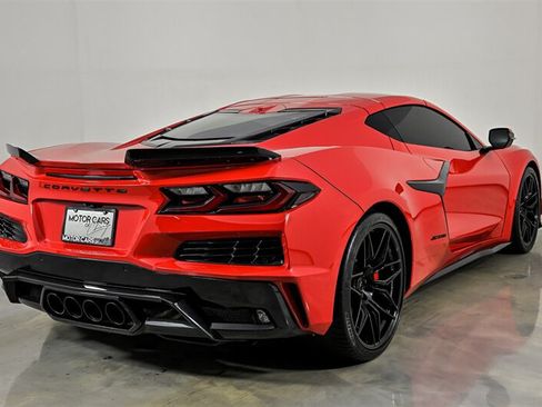 Used 2023 Chevrolet Corvette Z06 w/ Engine Appearance Package RWD image 9
