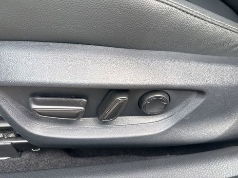 Used 2026 Toyota Camry SE FWD image 8