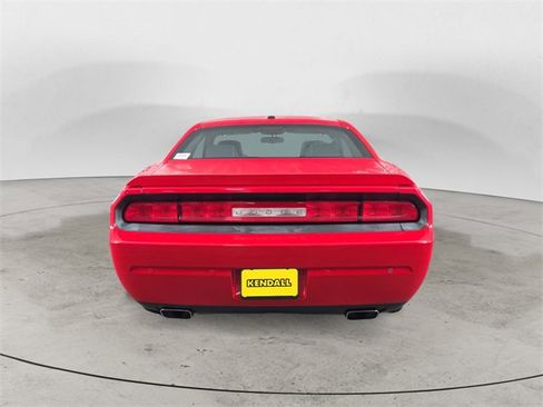 Used 2014 Dodge Challenger SXT Plus image 4