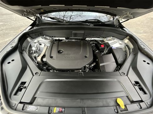Certified 2023 Volvo XC90 B6 Plus w/ Protection Package Premier image 14