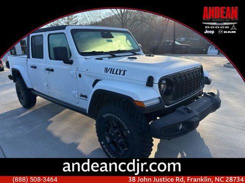 New 2026 Jeep Gladiator Willys AWD/4WD image 1