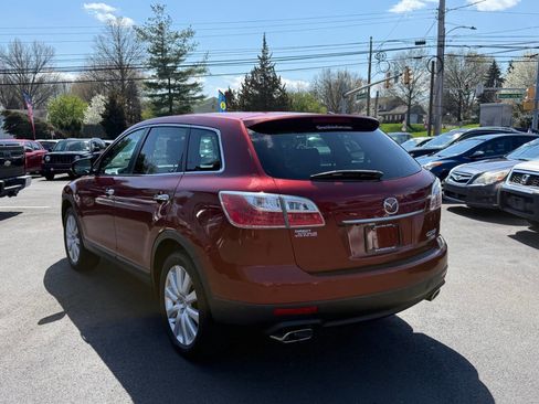 Used 2010 MAZDA CX-9 Grand Touring w/ Moonroof & Bose Audio Pkg image 8