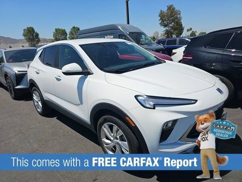 Used 2025 Buick Encore GX Preferred FWD image 2