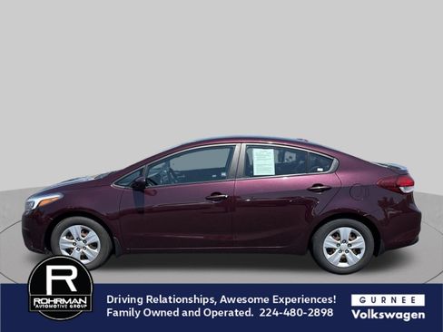 Used 2017 Kia Forte LX FWD image 5