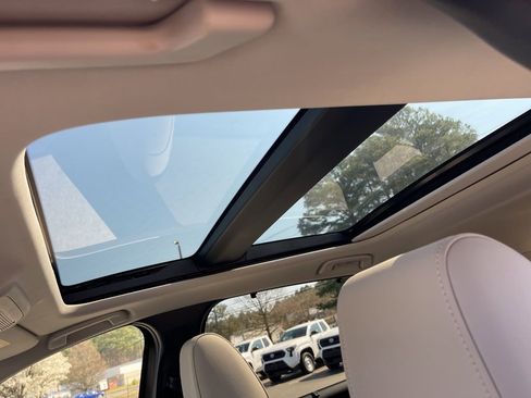 Used 2025 MAZDA CX-90 3.3 Turbo w/ Premium Sport Pkg image 19