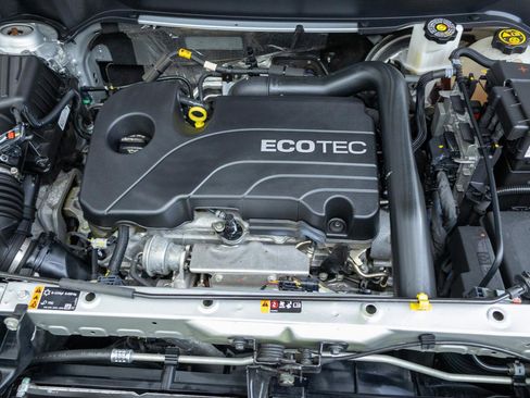 Used 2022 Chevrolet Equinox LS AWD/4WD image 31