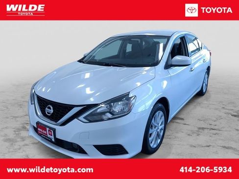 Used 2019 Nissan Sentra SV image 1