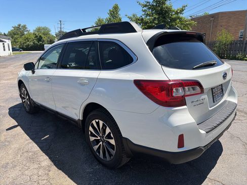 Used 2016 Subaru Outback 3.6R Limited AWD/4WD image 4
