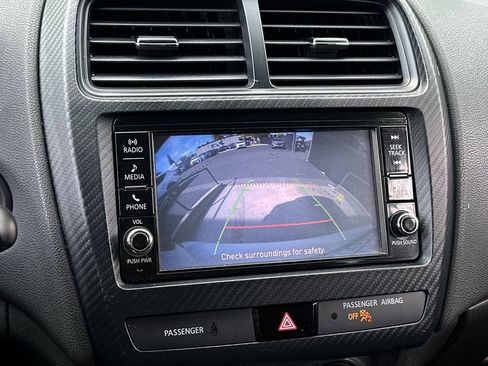 Used 2018 Mitsubishi Outlander Sport ES image 19