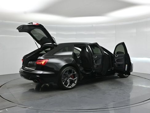 Used 2026 Audi RS 6 performance AWD/4WD image 4