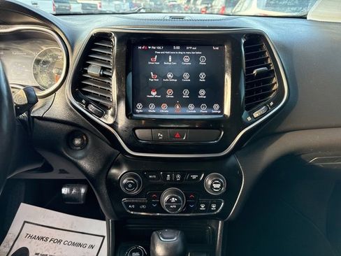 Used 2020 Jeep Cherokee Limited image 7