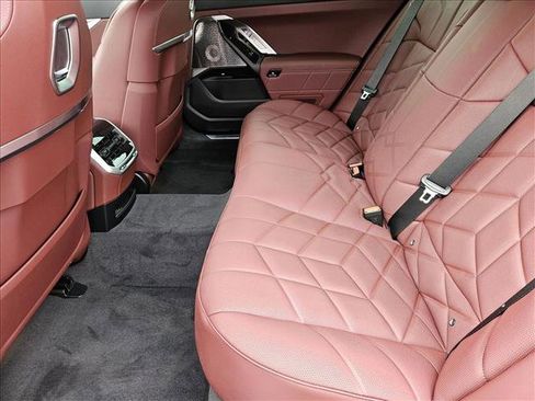 New 2026 BMW 750e xDrive AWD/4WD image 16