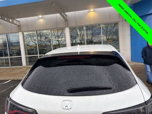 Used 2023 Honda HR-V Sport image 8