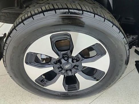 Used 2024 Ford F150 Lightning Platinum image 56