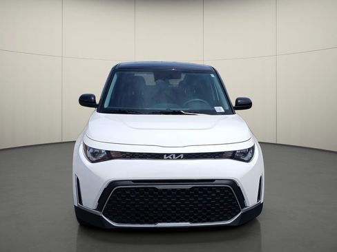 Used 2024 Kia Soul S FWD image 2