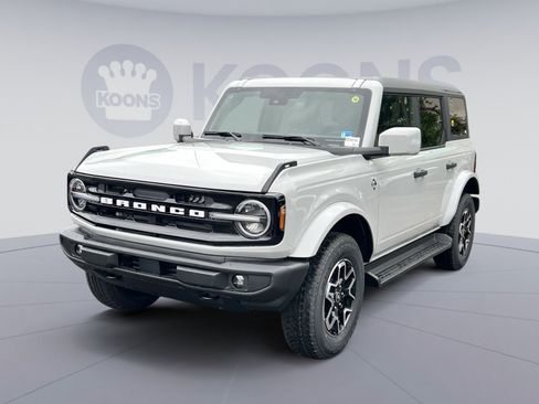 New 2026 Ford Bronco Outer Banks AWD/4WD image 5