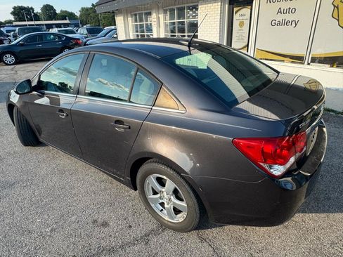 Used 2014 Chevrolet Cruze LT FWD image 3