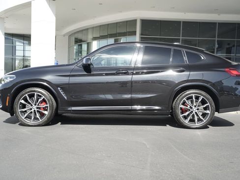 Used 2021 BMW X4 M40i w/ Executive Package AWD/4WD image 2