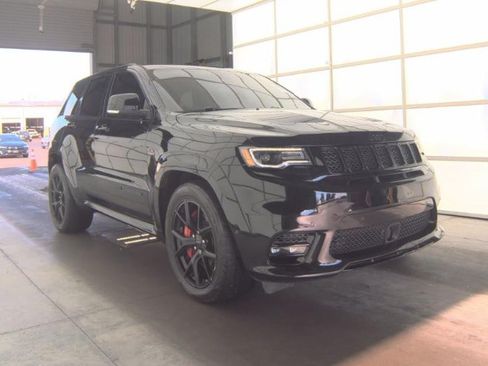 Used 2020 Jeep Grand Cherokee SRT AWD/4WD image 3