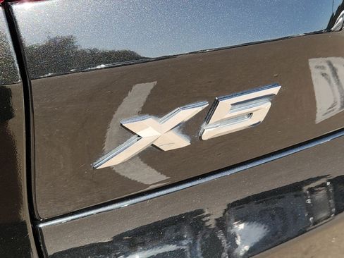 Used 2022 BMW X5 xDrive40i w/ M Sport Package AWD/4WD image 36