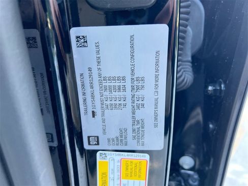 Used 2024 Cadillac Escalade Premium Luxury image 24