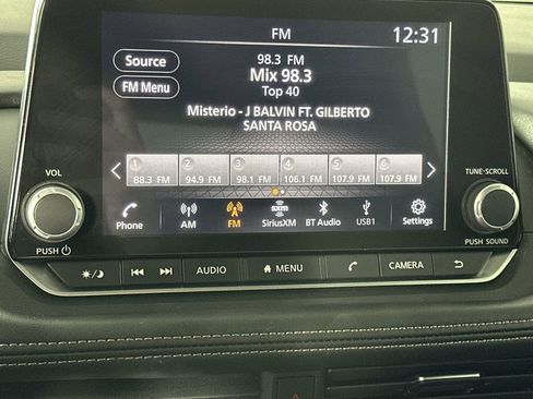 Used 2024 Nissan Rogue SV AWD/4WD image 18