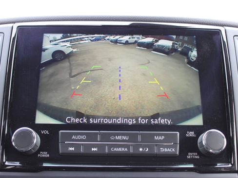 Certified 2022 Nissan Titan SV w/ SV Convenience Package image 25