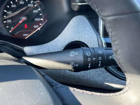 Used 2023 Jeep Compass Latitude image 20