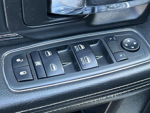 Used 2014 RAM 1500 Sport image 15