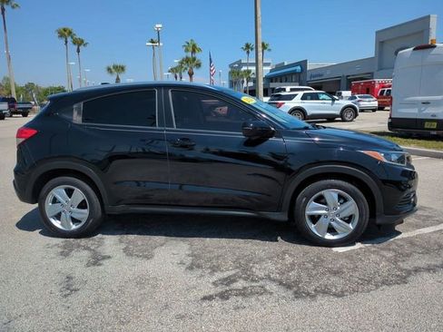 Used 2020 Honda HR-V EX image 3