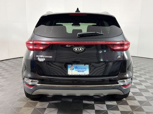 Used 2020 Kia Sportage S image 9