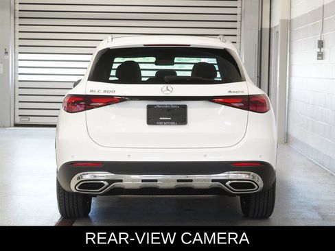 Used 2026 Mercedes-Benz GLC 300 4MATIC image 5