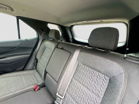 Used 2022 Chevrolet Equinox LT AWD/4WD image 26